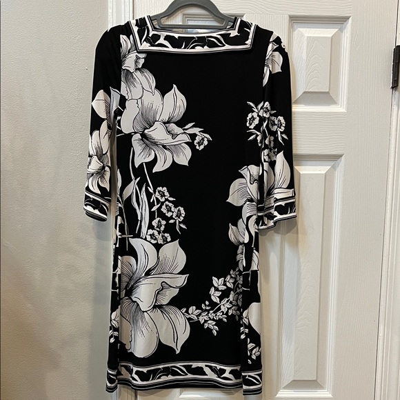 White House Black Market Black & White Floral Dress Size XS - Picture 5 of 6
